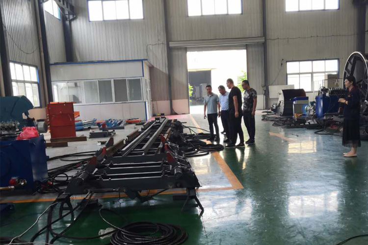 歡迎某煤礦客戶來廠實地考察操車系統